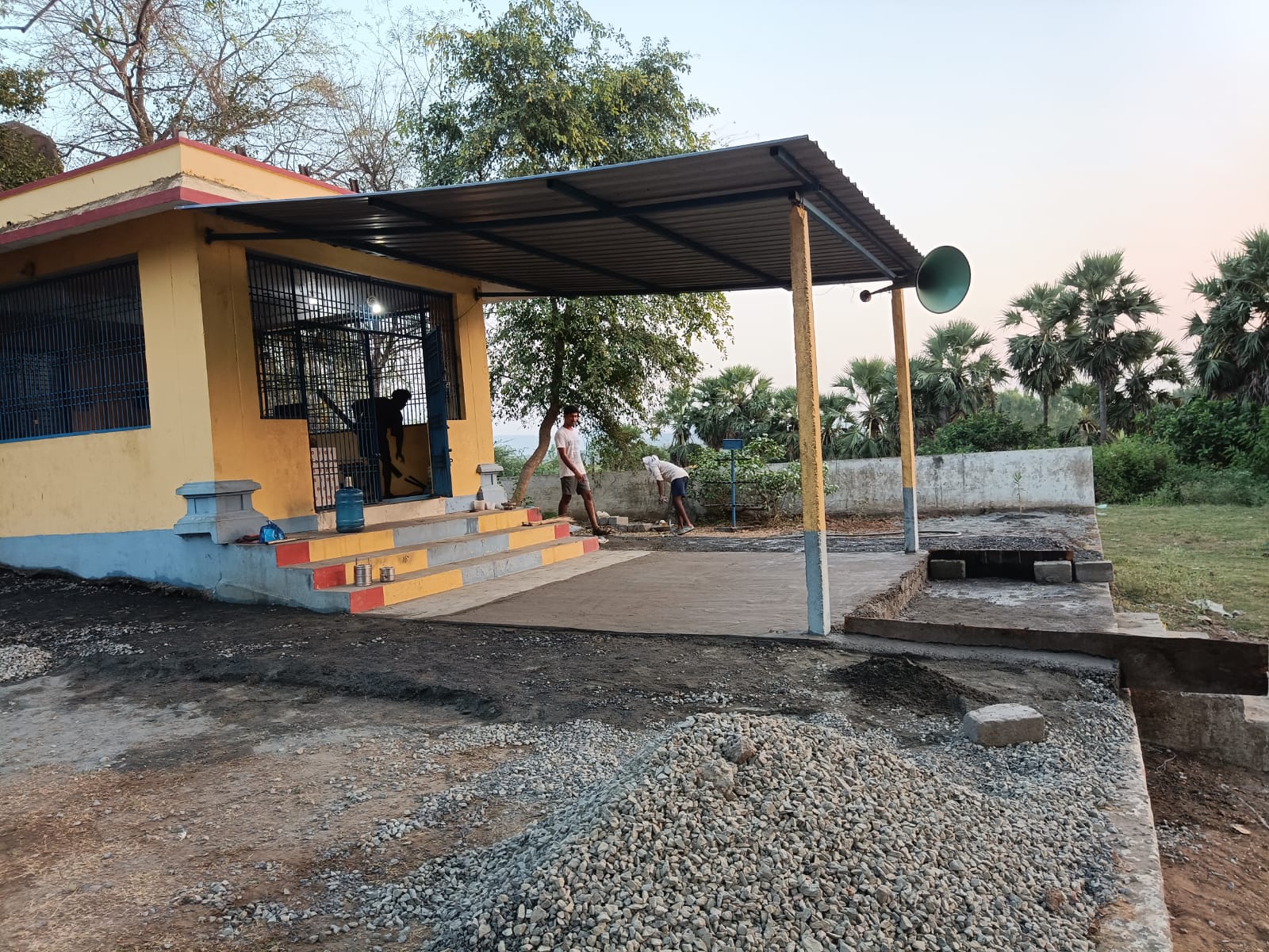 side view of shivalayam